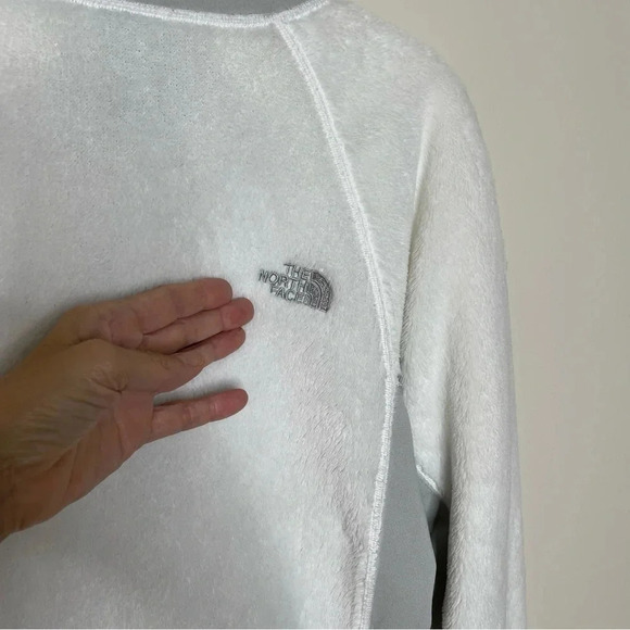 The North Face White and Gray Women's Jacket - Picture 7 of 15